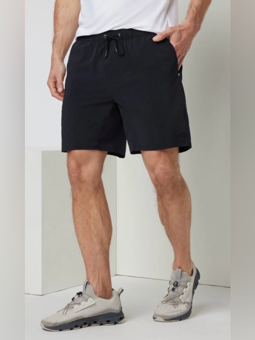 VUORI Elevate Kore Short Lined 7"